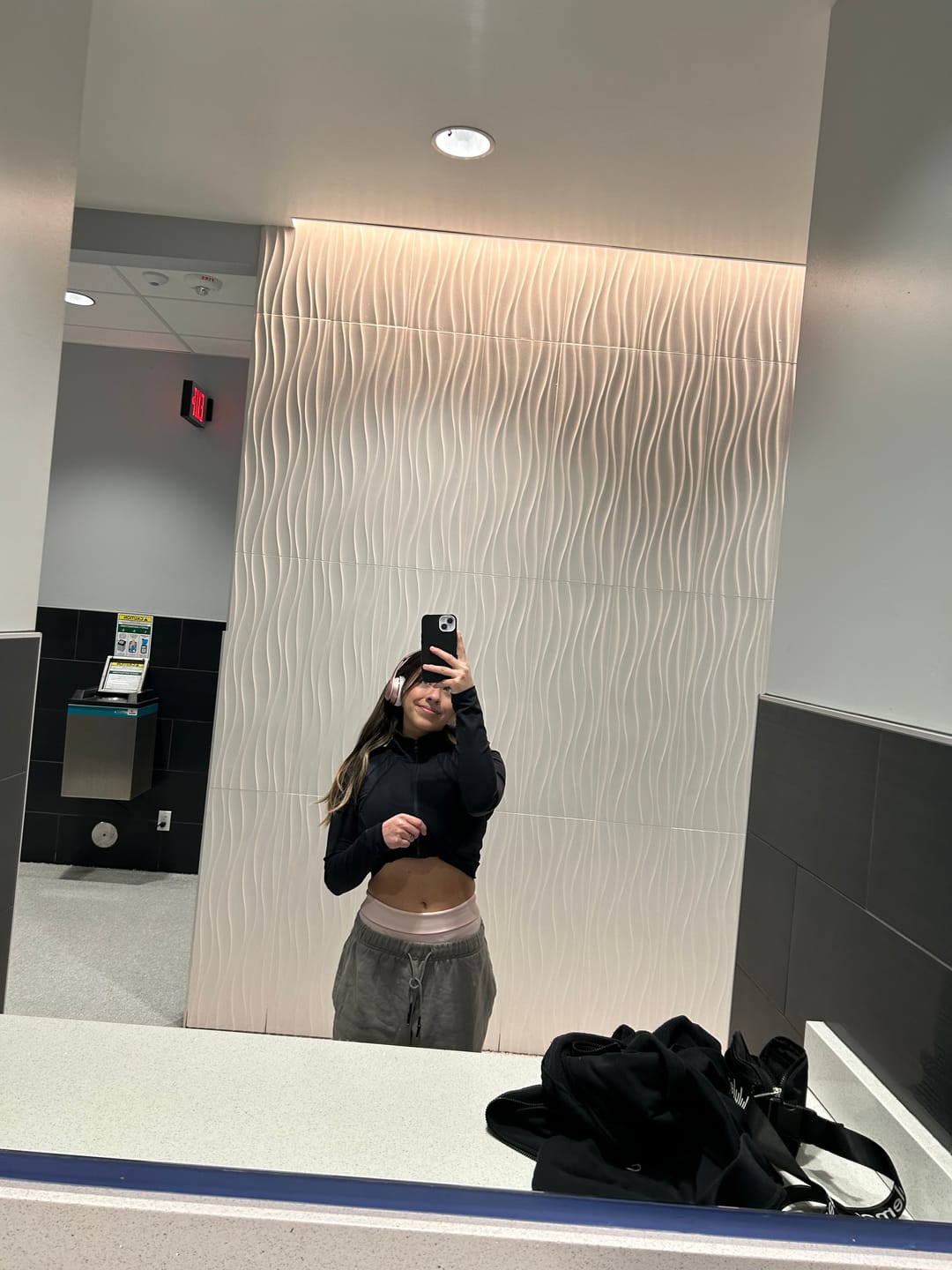 Customer photo review of W211 Dreamers Joggers