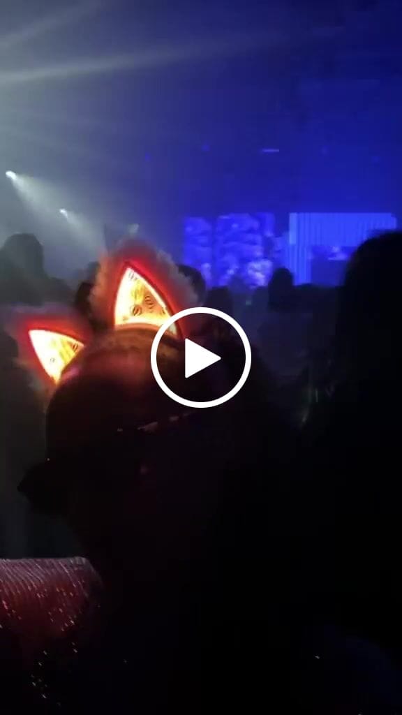 Customer video review of LED Infinity Mirror Cat Ears