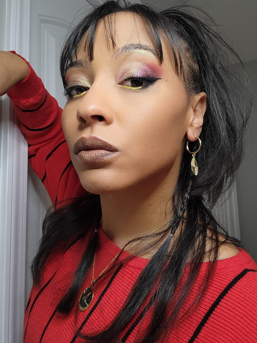 Customer photo review of ( PRE ORDER 6-8 WEEKS ) Skullz & Roses Metallic Multichrome Eyeshadow Palette
