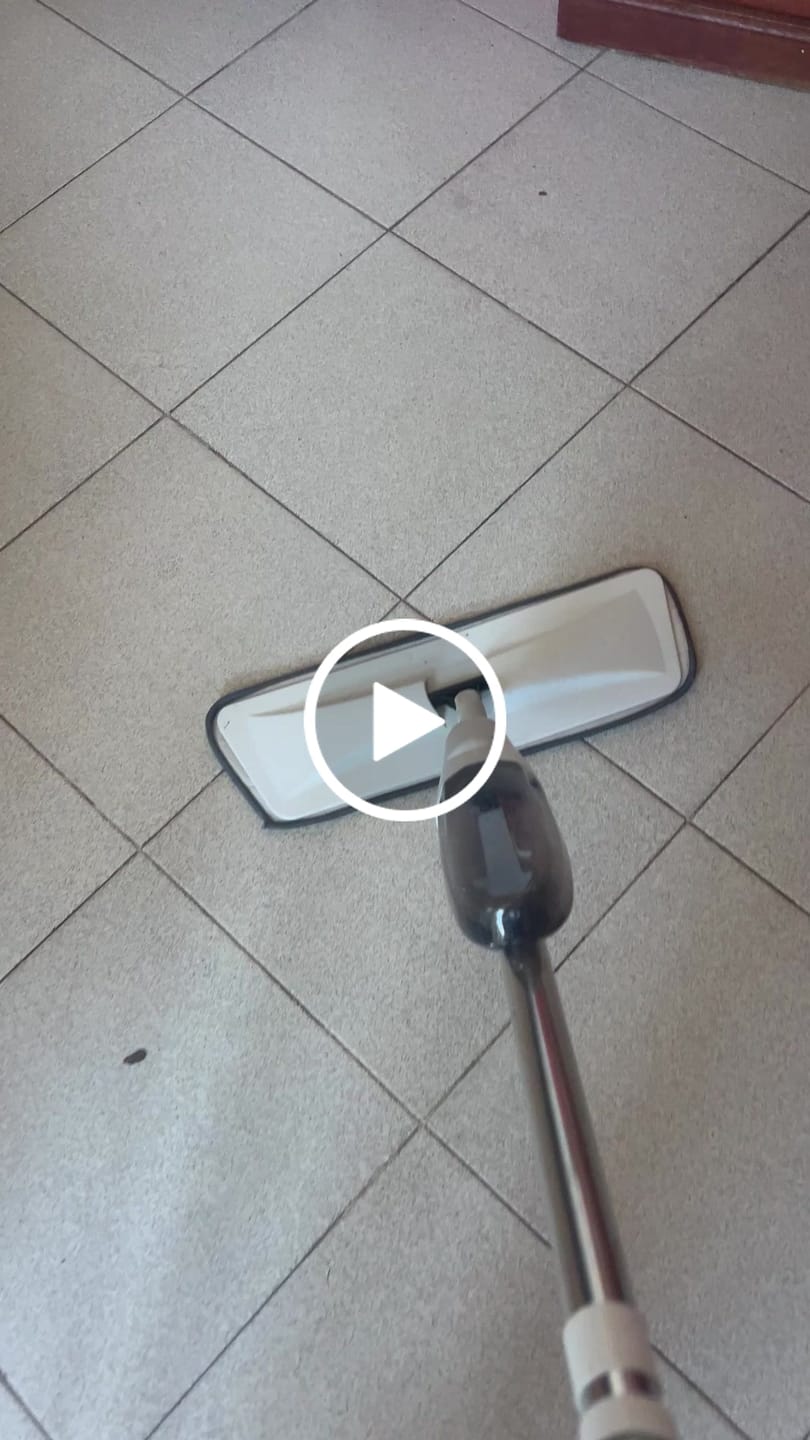 Customer video review of Mopa Plana con Aspersor + 2 Repuestos Milhome