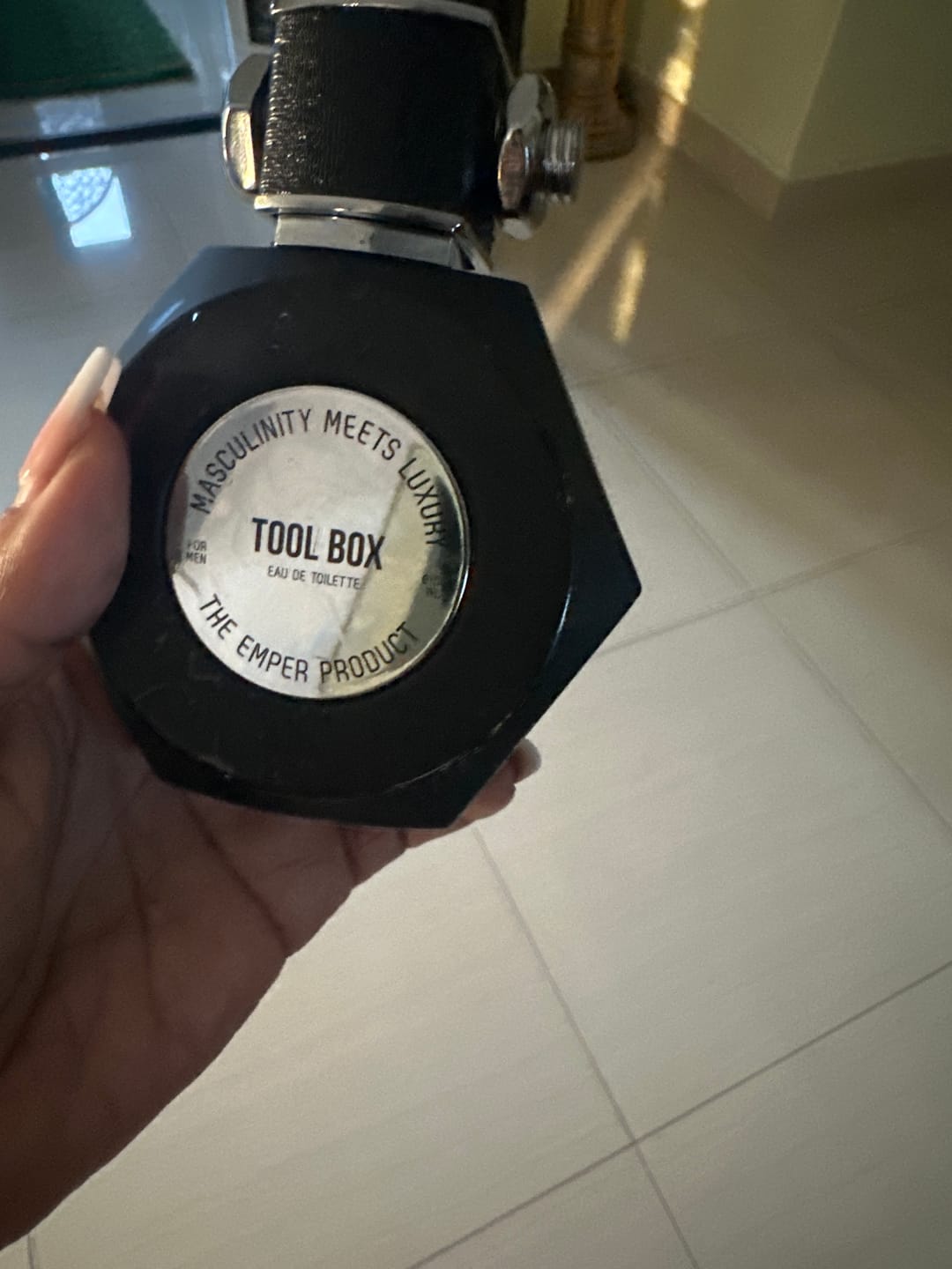 Customer photo review of Tool Box Black Emper Perfumes 100ml