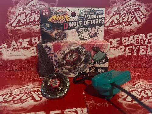 Customer photo review of Takara Tomy Dark Wolf Beyblade BB-29 DF145FS Metal Fusion