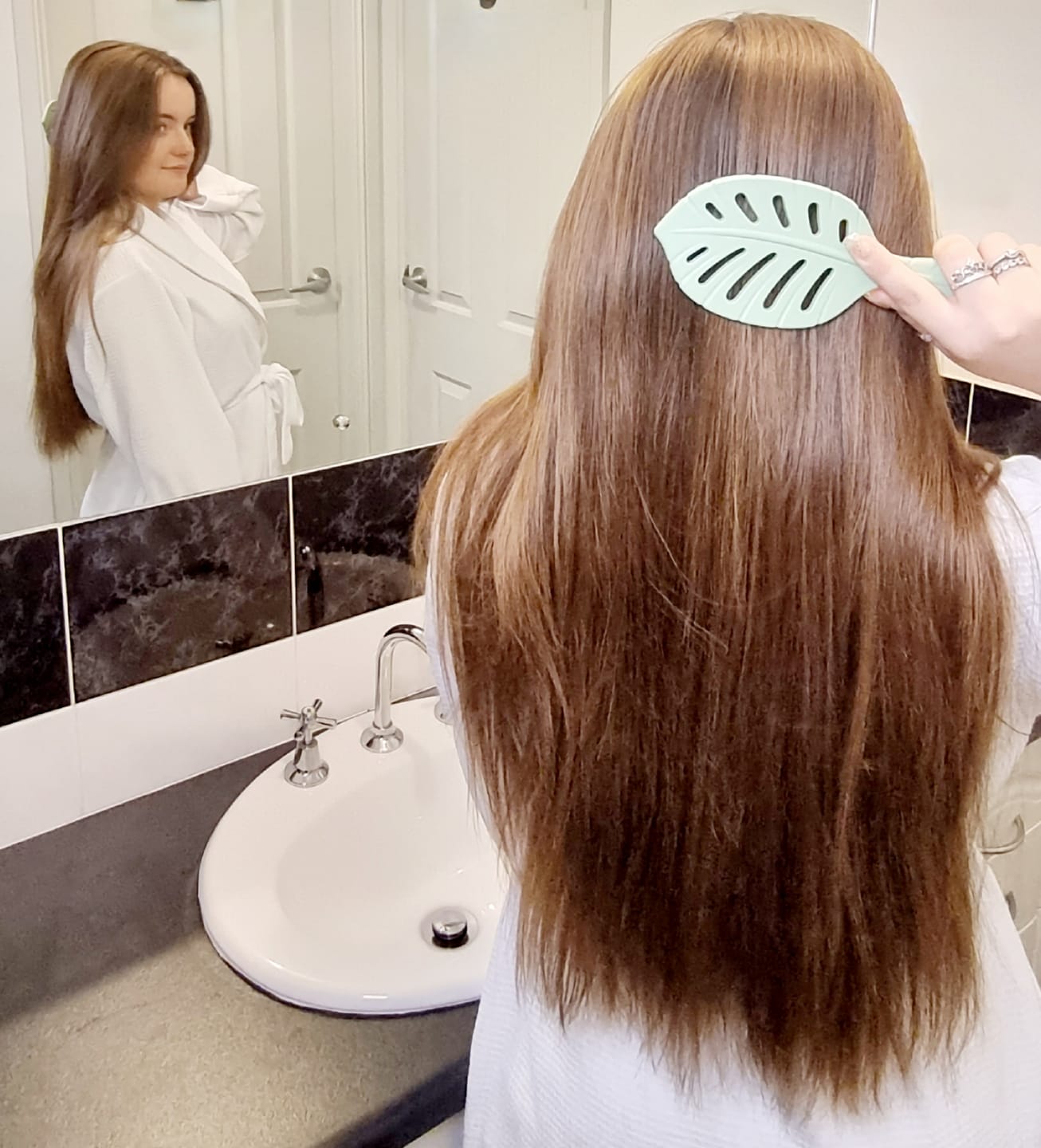 Customer photo review of Melvory Hairbrush