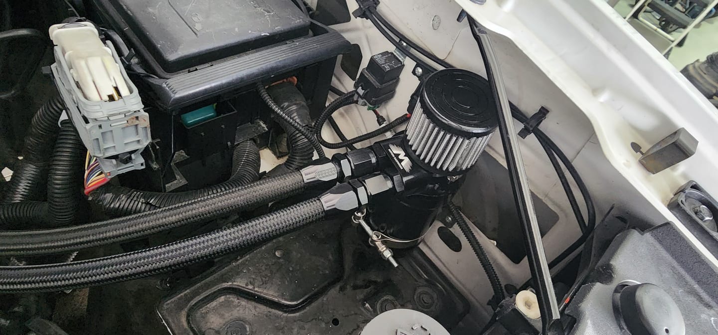 Customer photo review of Motion Raceworks Top Loader Billet Catch Can KIT 32-100K