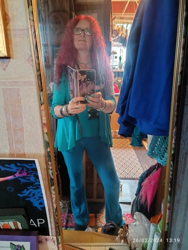 Customer photo review of Cashmere Soul Yoga Pants Turquoise