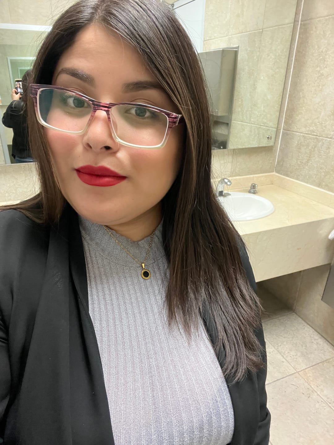 Customer photo review of Collar Medalla