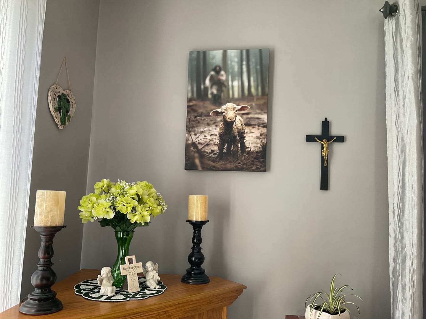 Customer photo review of Jesus Lamb of God, Jesus Running After Lamb, Wall Art Canvas
