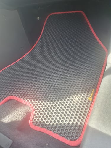 Customer photo review of Dywaniki samochodowe na zamówienie - Przód i tył