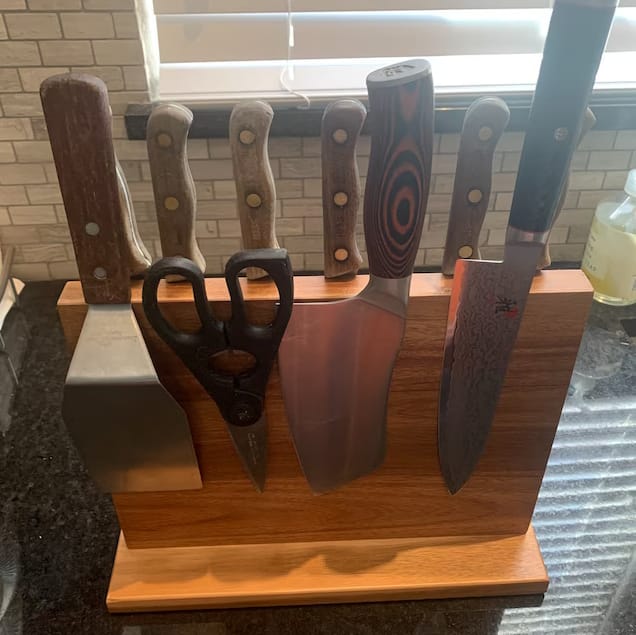 Customer photo review of Acacia Hardwood Magnetic Knife Block
