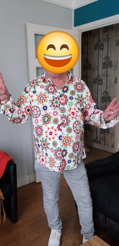 Customer photo review of Chemise habillée à manches longues boutonnée en coton floral respirant pour hommes