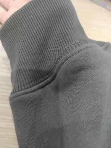 Customer photo review of Vencae™ HOODIE - BIDS