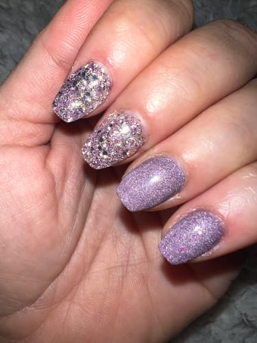 Customer photo review of D130 Modest Purple Glitter Dip Powder