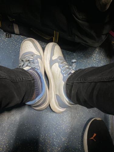 Customer photo review of SUMMER Sea Blue Men's color block sneaker