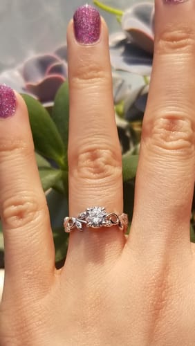 Customer photo review of Solitaire Leaf 0.8ct CZ Ring in Sterling Silver