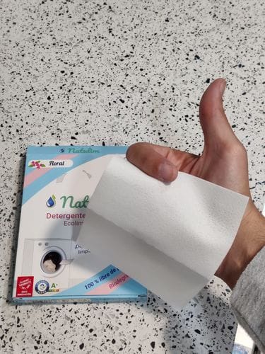 Customer photo review of Eco-Tiras de Detergente 40 lavados Natulim