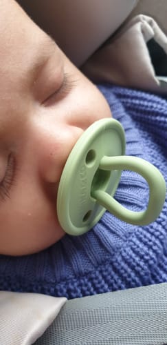 Customer photo review of Kit 3 Chupetes Nenina & Co