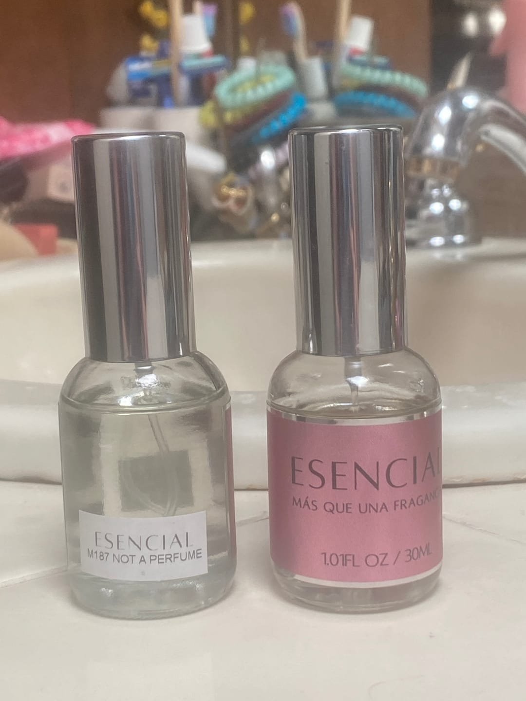 Customer photo review of M187 Inspirado en: Not A Perfume - Juliette Has A Gun