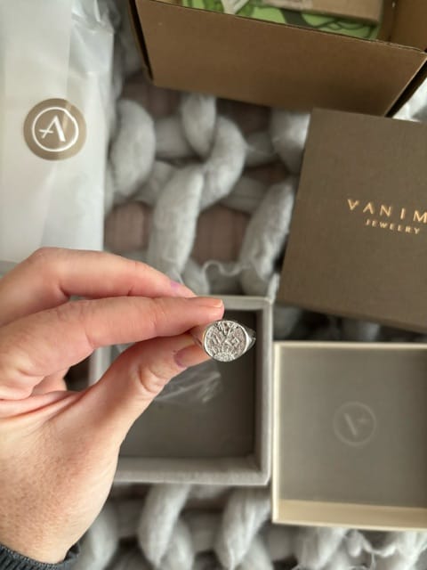 Customer photo review of Highs And Lows Signet Ring