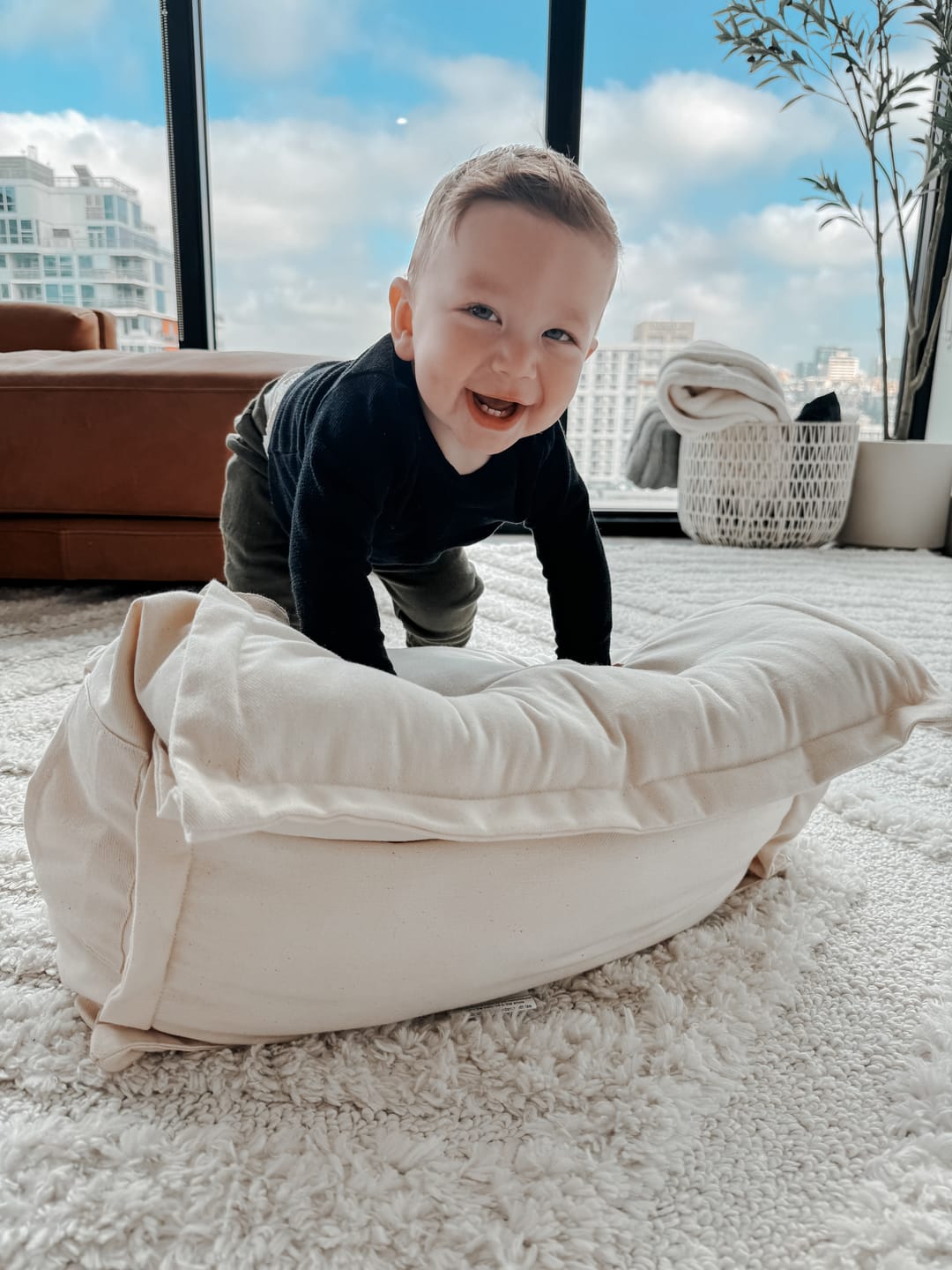 Customer photo review of Peekaboo Pillow Original