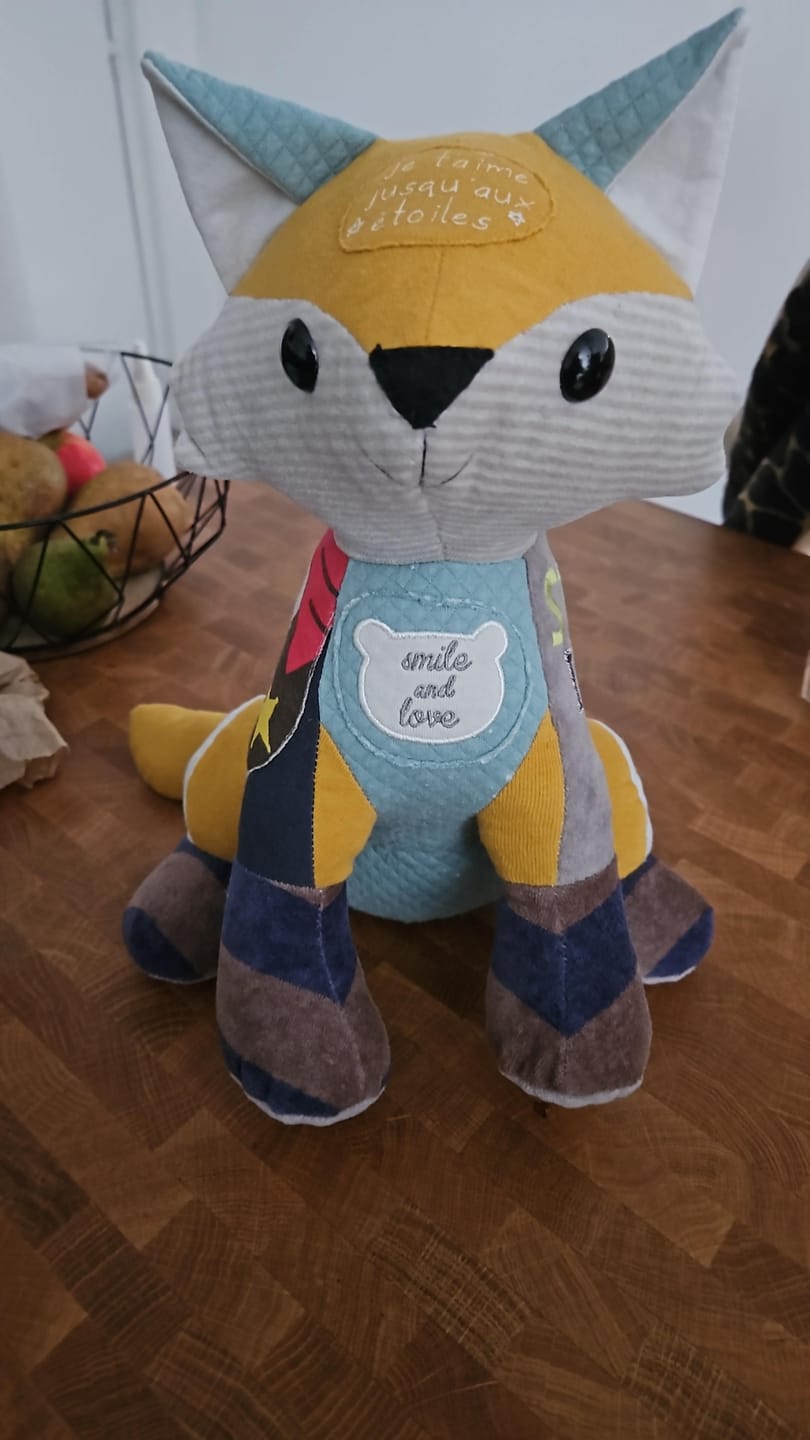 Customer photo review of Renard en peluche souvenir