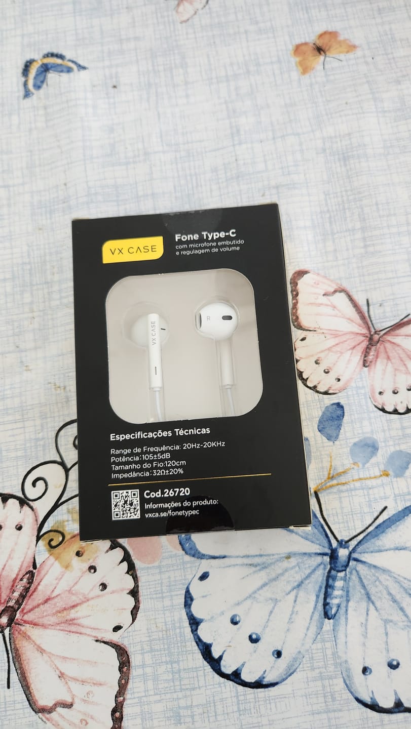Customer photo review of Fones de Ouvido Type-C VX Case - Branco