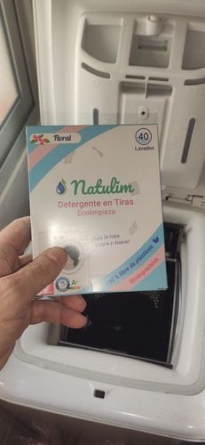 Customer photo review of Eco-Tiras de Detergente 40 lavados Natulim
