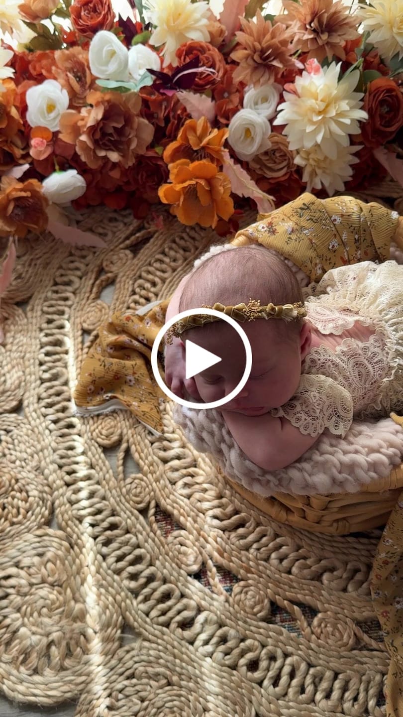 Customer video review of Mastering Newborn Photography - online education group membership
