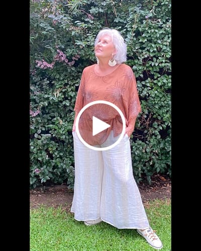 Customer video review of Felica Linen Pant in Latte