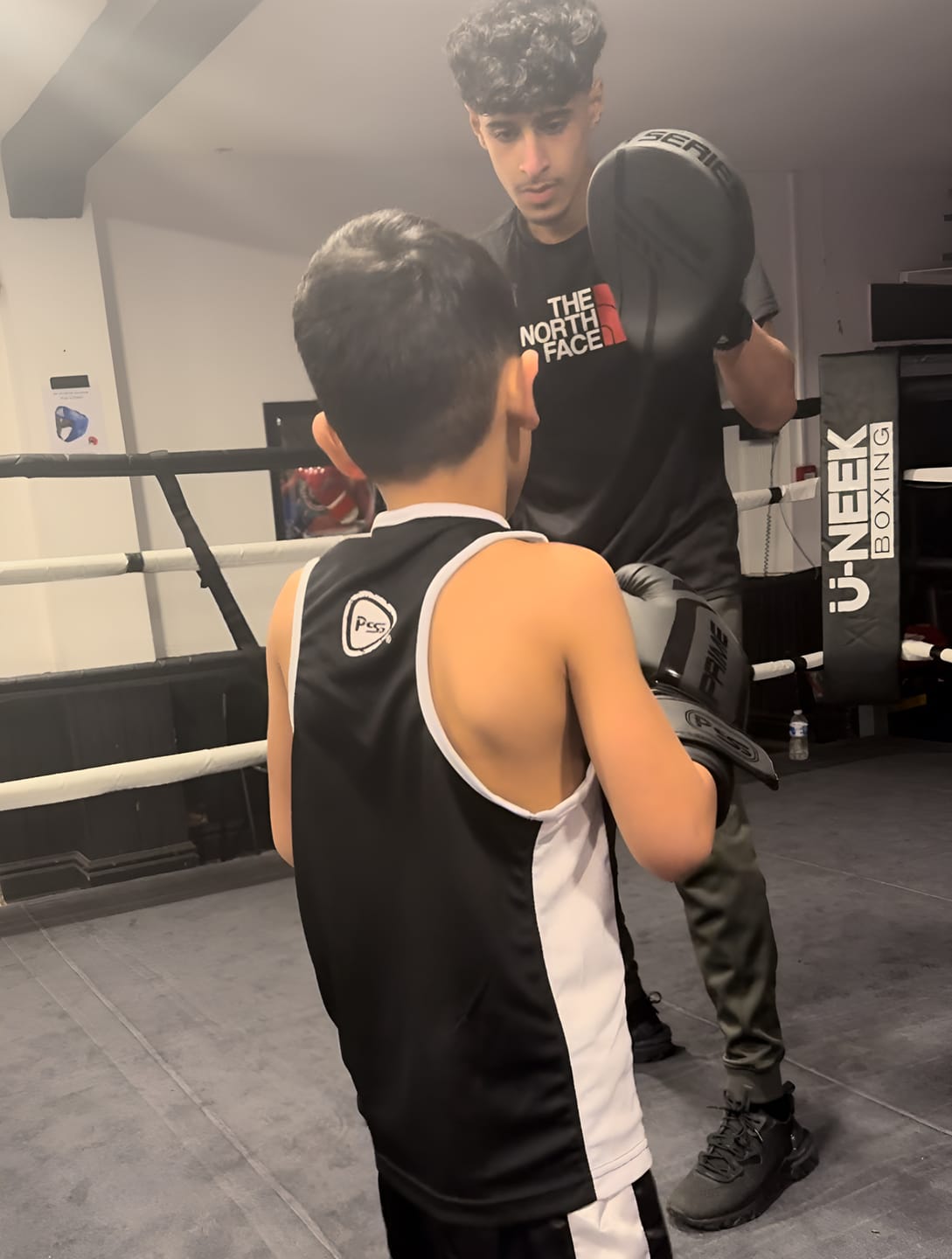 Customer photo review of Noir Series Kids Boxing Set with Accessories