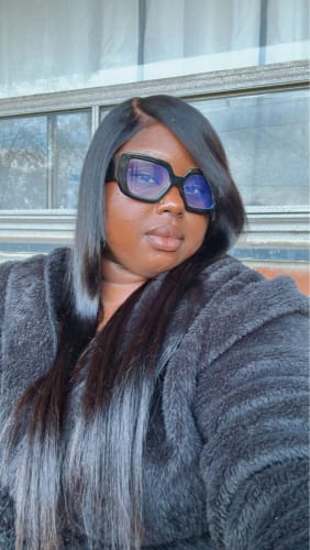 Customer photo review of Wear & Go | Pre-bleached Invisible Lace Wig Body Wave Pre-cut Lace Glueless Wig