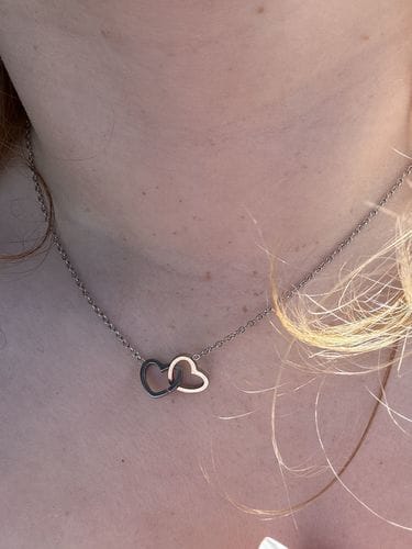 Customer photo review of De Eeuwige Roos Box - Met Gepersonaliseerde Ketting & Echte Roos