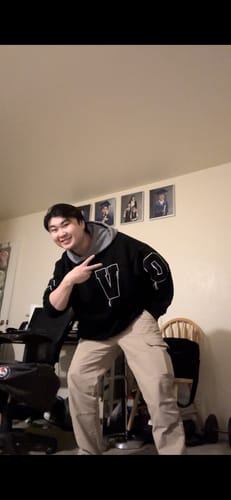 Customer photo review of RT No. 3243 TWO-TONE EMBROIDERED HOODIE