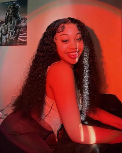 Customer photo review of Kinky Curly Wear Go Glueless Lace Wigs Pre Plucked Closure Wig with Natural Hairline