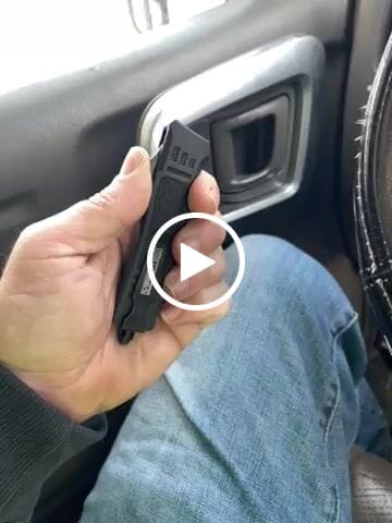 Customer video review of *50% OFF* Small Black Phantom D/A OTF (Multiple Blade Styles Available)