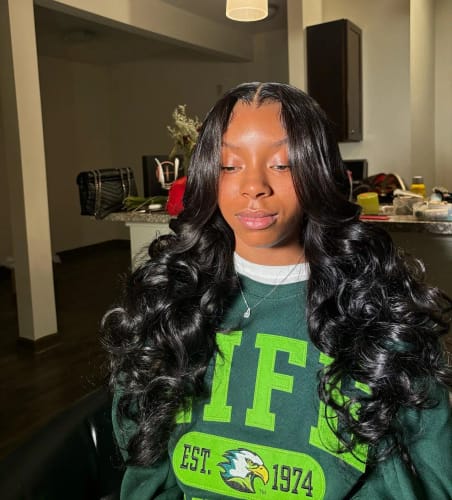 Customer photo review of Wear & Go | Pre-bleached Invisible Lace Wig Body Wave Pre-cut Lace Glueless Wig