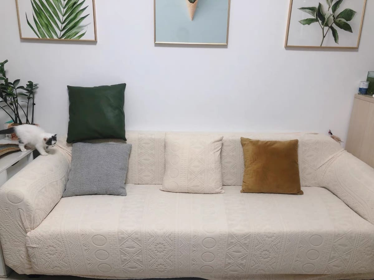 Customer photo review of Anti-Scratching All-Inclusive Solid Pattern Sofa Cover