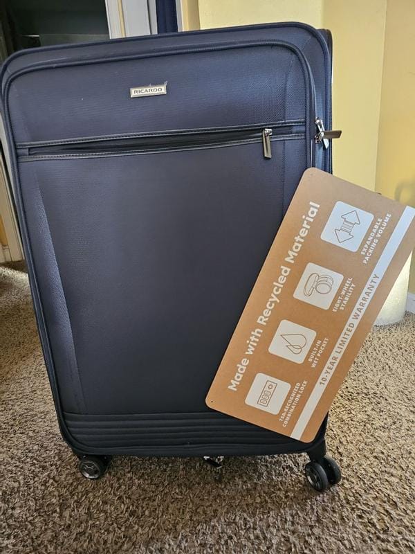 Customer photo review of Avalon Softside Large Check-In Expandable Spinner