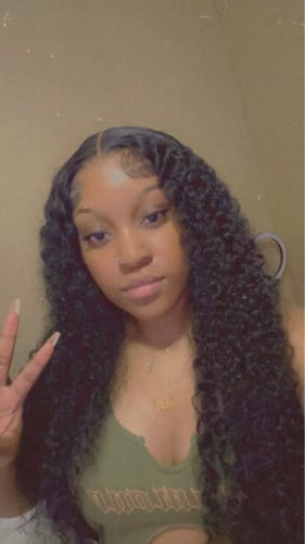 Customer photo review of Kinky Curly Wear Go Glueless Lace Wigs Pre Plucked Closure Wig with Natural Hairline