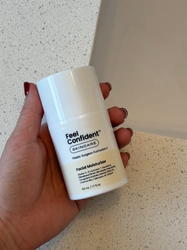 Customer photo review of Facial Moisturizer