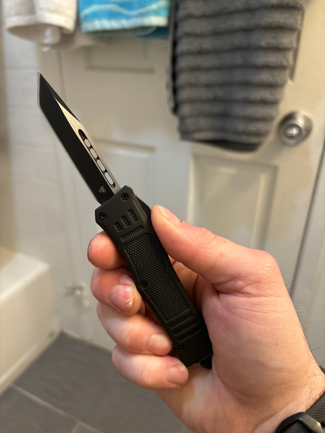 Customer photo review of *50% OFF* Small Black Phantom D/A OTF (Multiple Blade Styles Available)