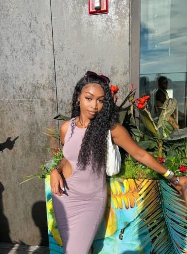 Customer photo review of Glueless 5x5 Lace Closure Wig Deep Wave Real Human Hair Wigs for Women | Pre-bleached Knots