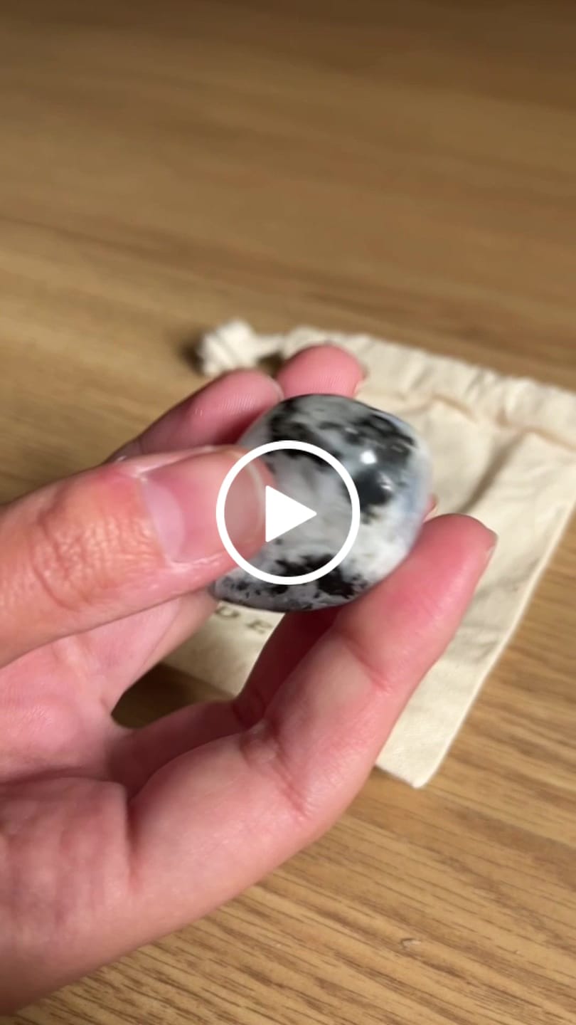 Customer video review of Piedra Luna Rodado | Feminidad - Magnetismo