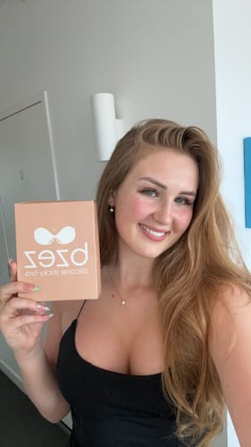 Customer photo review of Silicone Sticky Bra in Bare