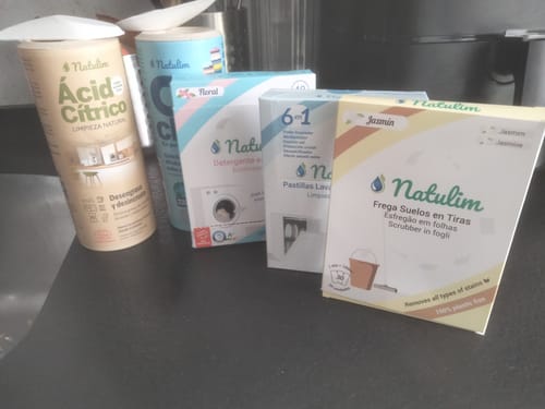 Customer photo review of Oxi Clean - Potenciador de Lavado