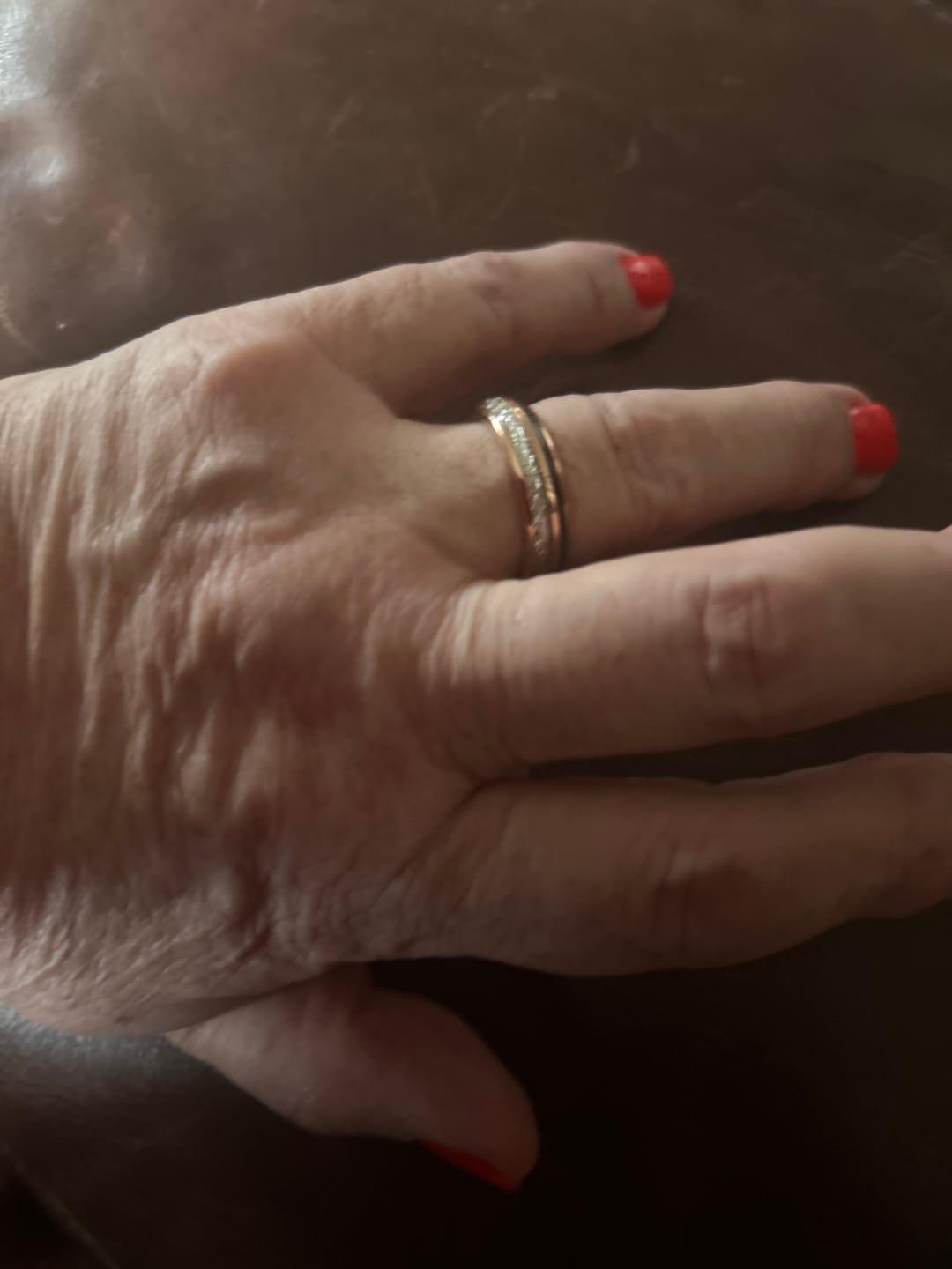 Customer photo review of The Rosie Black 6mm Wonder Ring