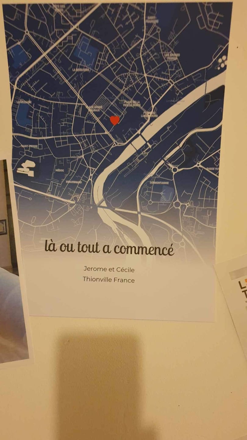 Customer photo review of Là où tout a commencé - Affiche personnalisée