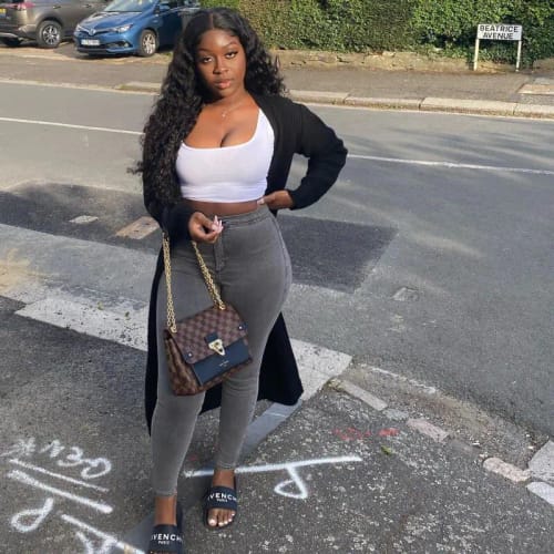 Customer photo review of Glueless 5x5 Lace Closure Wig Deep Wave Real Human Hair Wigs for Women | Pre-bleached Knots