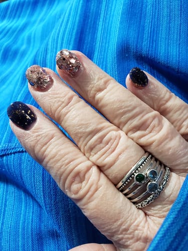 Customer photo review of D563 Reflect Blue Flake Dip Powder