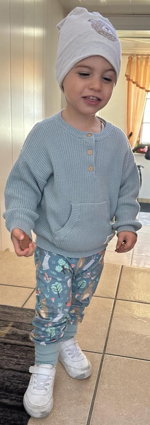 Customer photo review of KITA Mitwachshose - Jeans hell, Uni dunkelblau