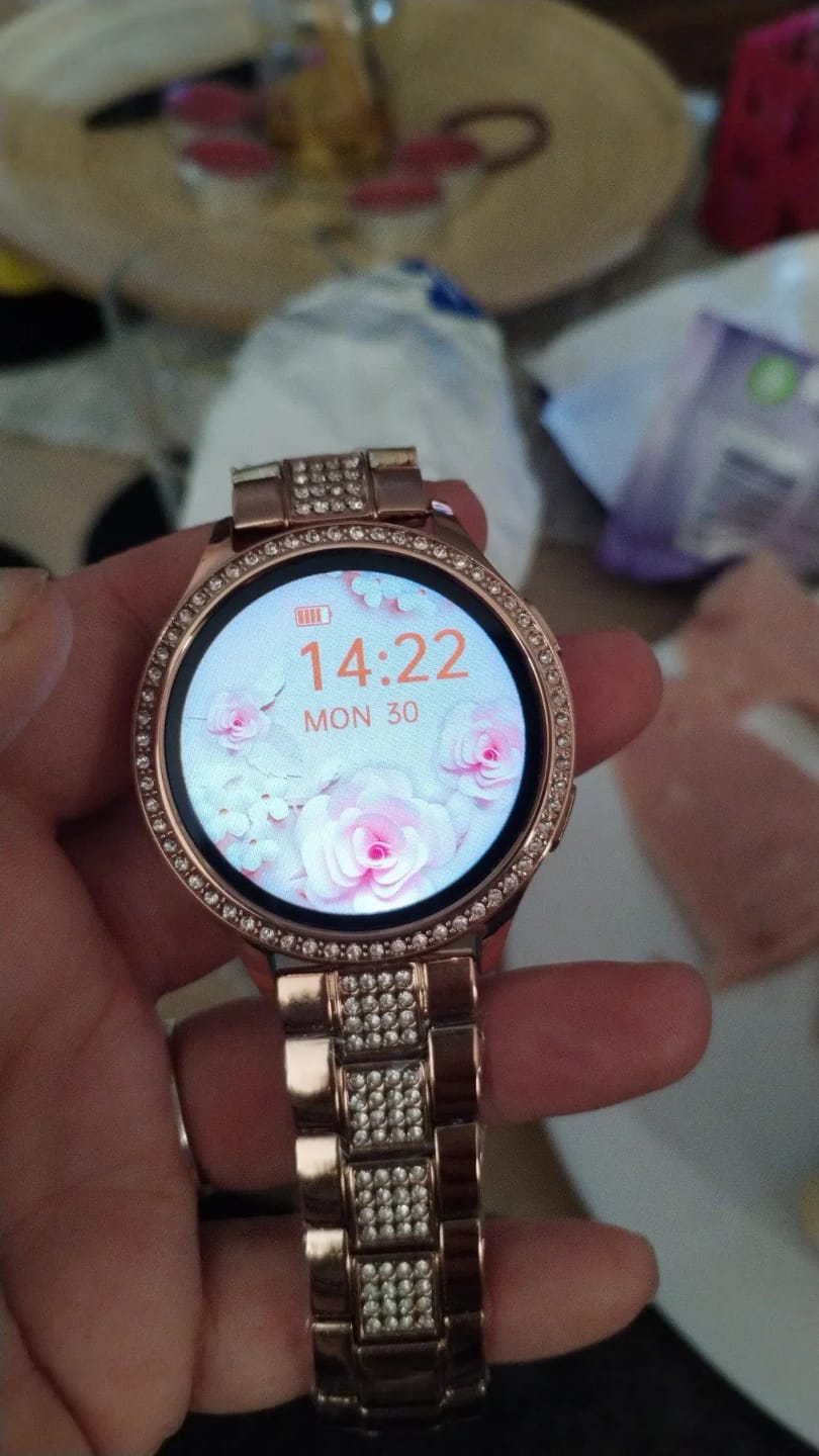 Customer photo review of Stilora Smartwatch